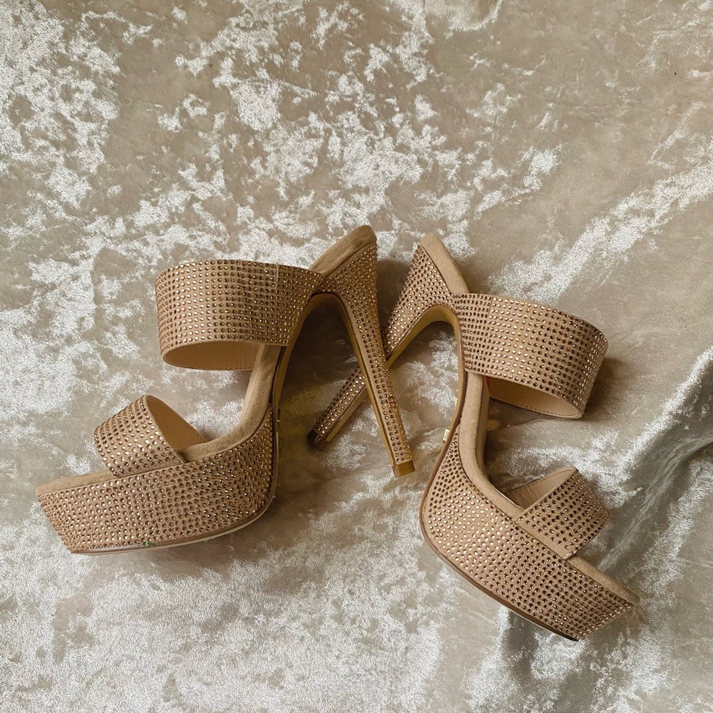 Bebe Champagne Pumps (Brand New)